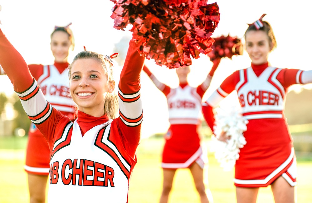 Cheerleading Awards Rings vs. Medals for Teams